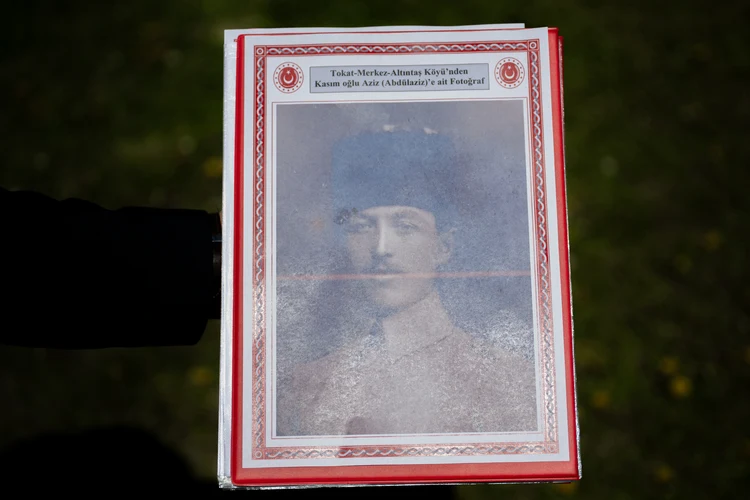 105 Yıllık Vefa Milletvekili'ne Dedesi Teğmen Bulut'un Şehadet Belgesi Verildi1