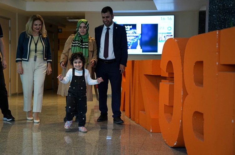 Baba, Kızına Iletişim Sağlamak Için Mobil Uygulama Tasarladı1