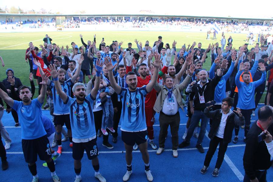 Belediye Kütahyaspor Evinde Kazandı, Ikinciliğe Yükseldi (9)