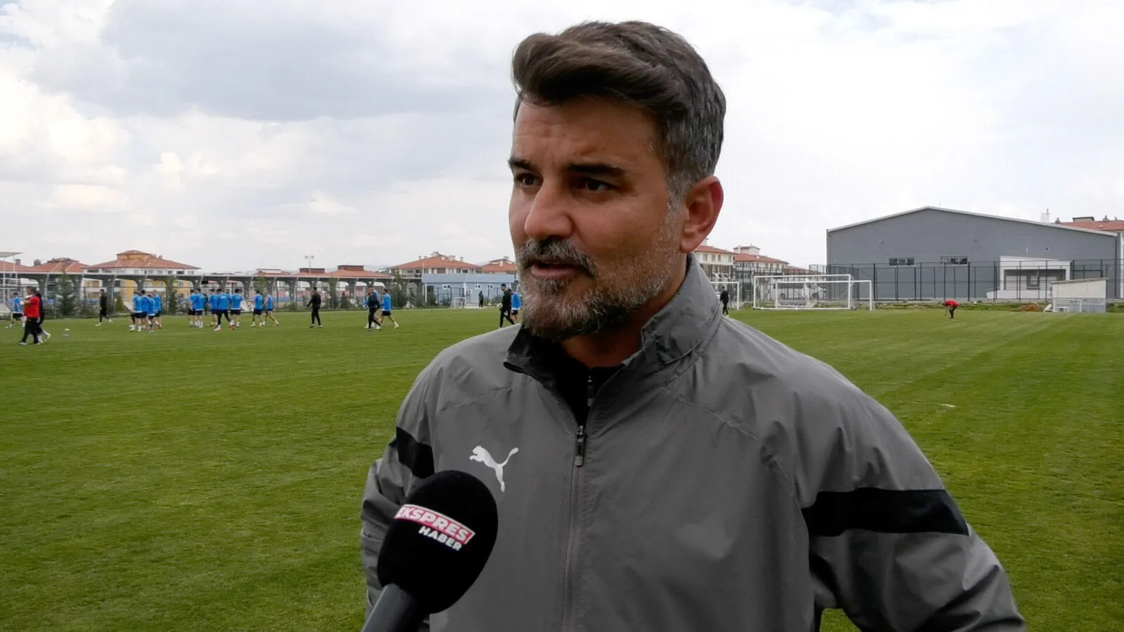 Belediye Kütahyaspor Hazırlıklarını Tamamladı, Maç Saatini Bekliyor 