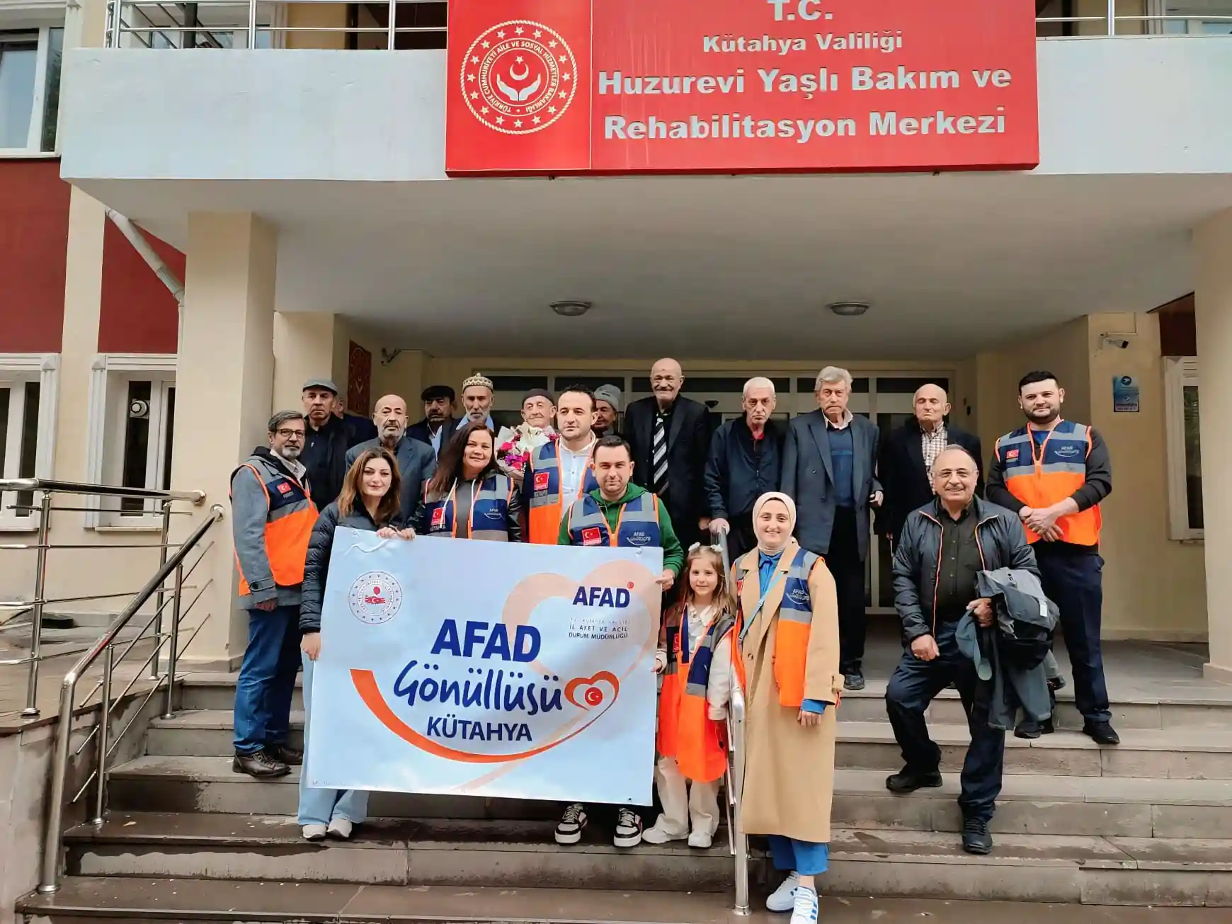 Kütahya’da Afad Gönüllüleri Yaşlılarla Buluştu