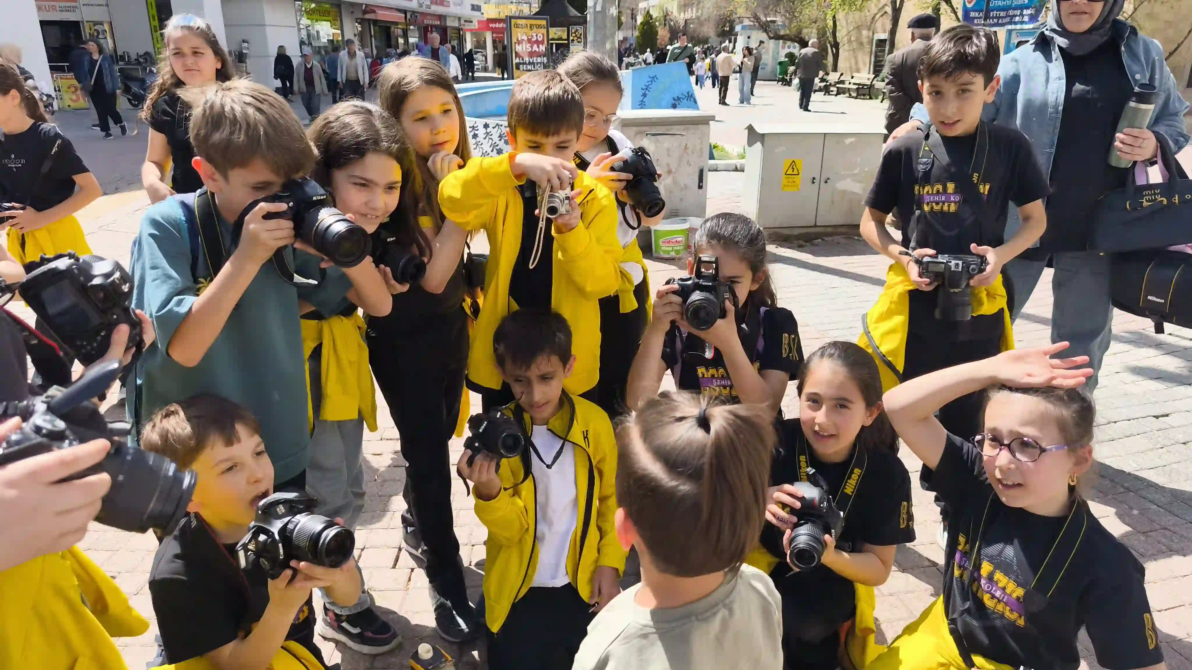 Kütahya’da Çocuklar Fotoğraf Maratonunda 