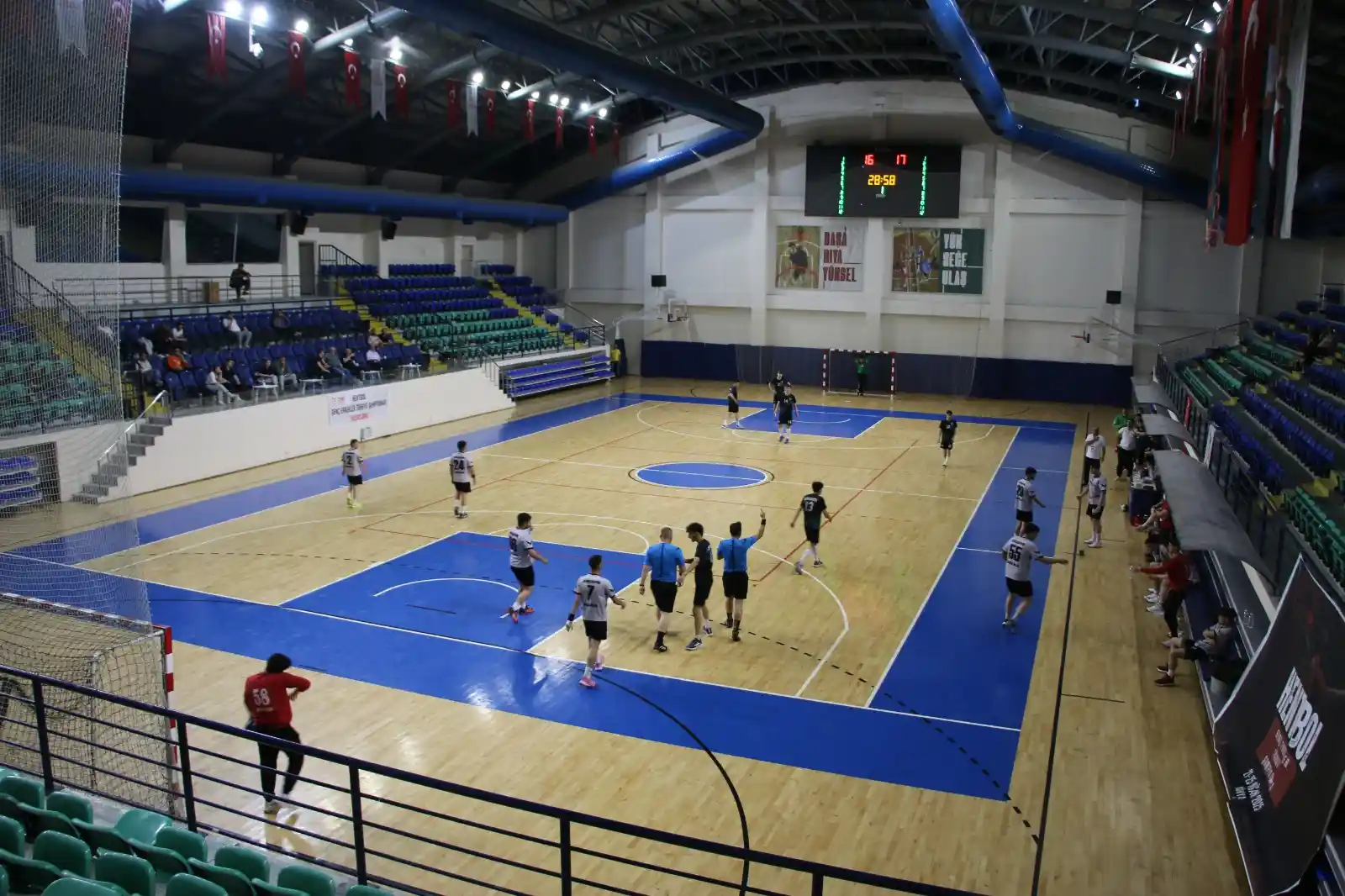 Kütahya’da Hentbol Türkiye Şampiyonası Heyecanı (3)