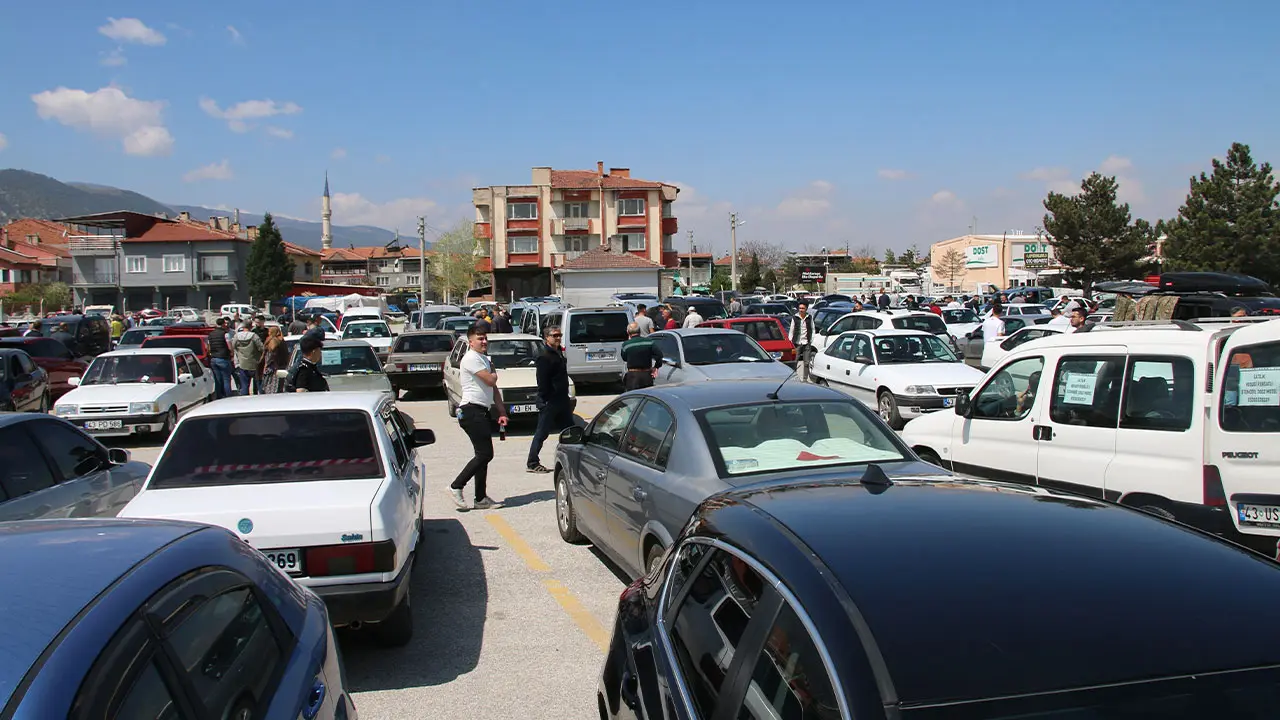 Kütahya’da Ikinci El Oto Pazarında Alım Satım Yok2