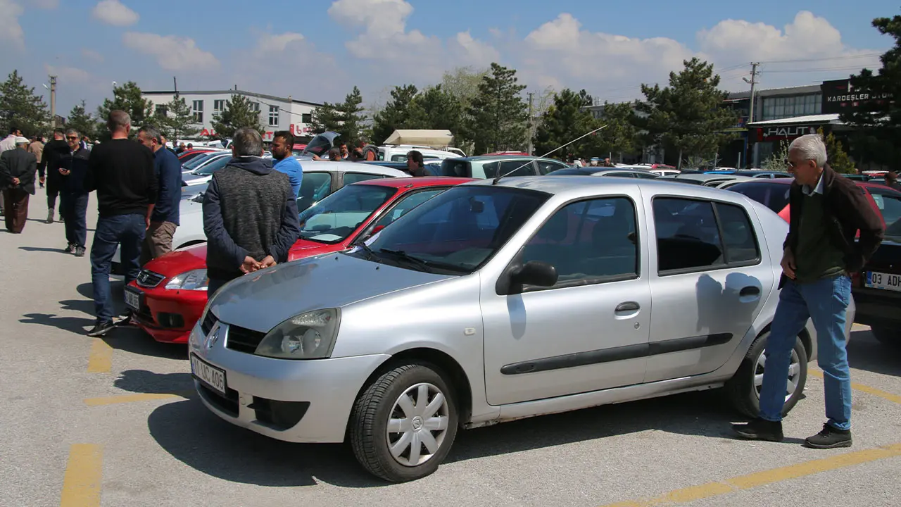 Kütahya’da Ikinci El Oto Pazarında Alım Satım Yok3