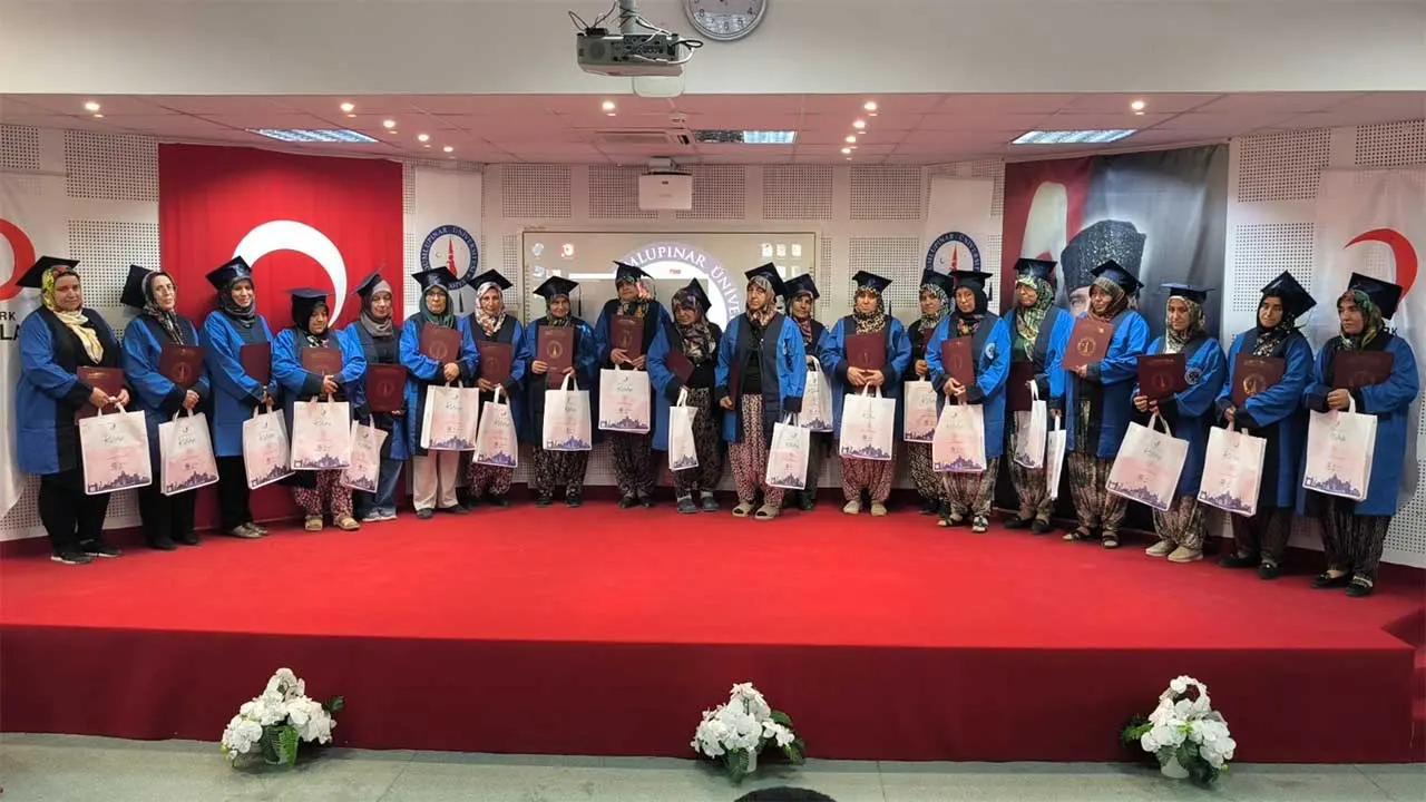 Kütahya'da Köylü Kadınlara Üniversite Heyecanı Yaşatıldı4
