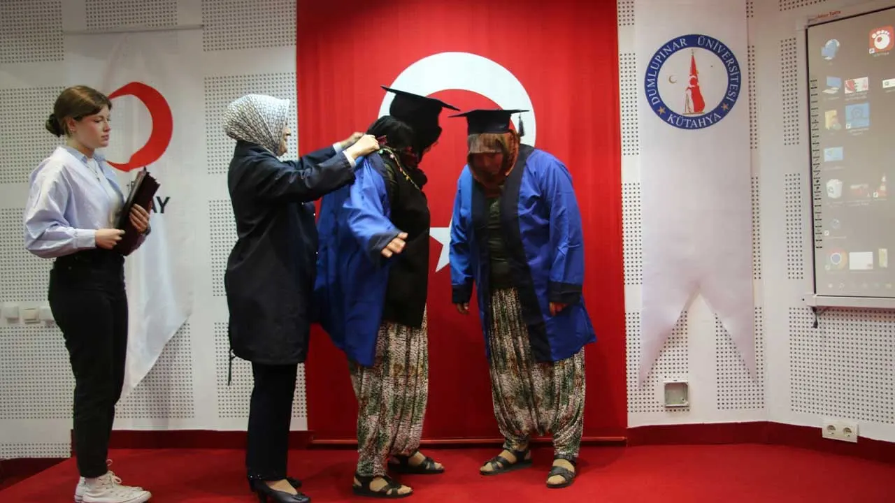 Kütahya'da Köylü Kadınlara Üniversite Heyecanı Yaşatıldı5
