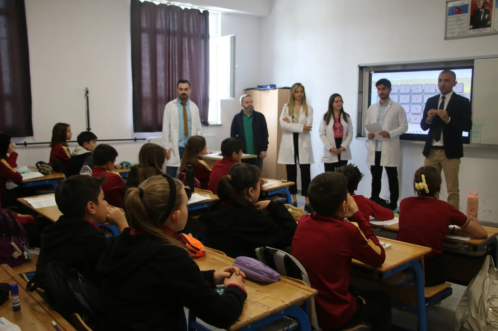 Kütahya’da Öğrencilerin Omurga Sağlıkları Taranıyor (4)