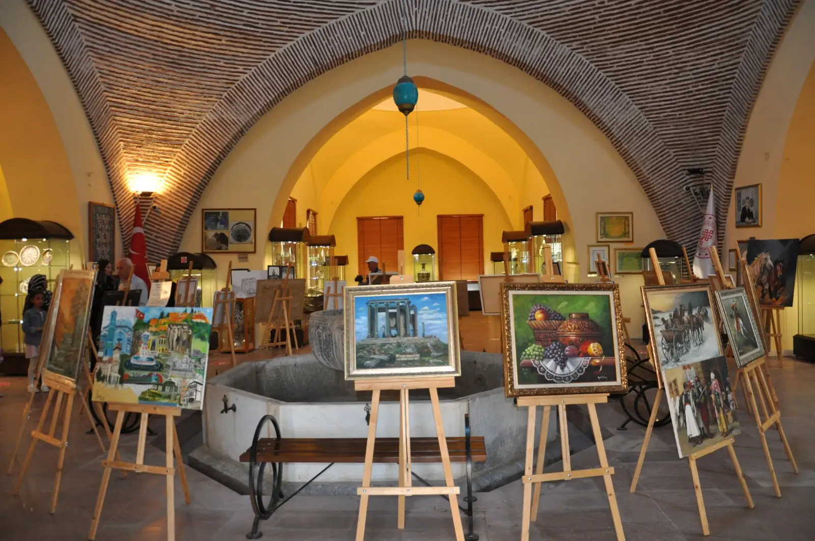 Kütahya’da Turizm Haftası’na Özel Karma Sergi1