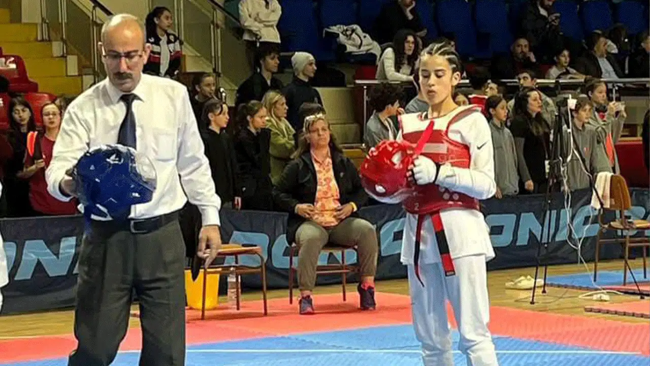 Kütahyalı Sporcu Tekvandoda Türkiye Şampiyonu