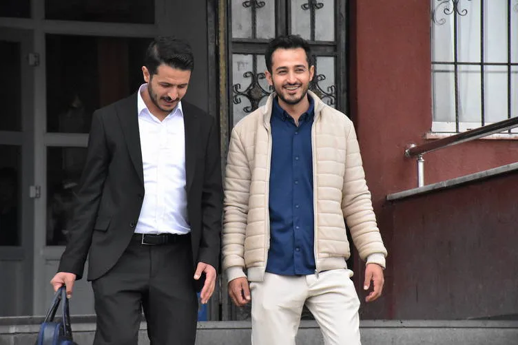 Öğretmen Kardeşler, Aynı Okulda Öğrencilerine Işık Oluyor (1)