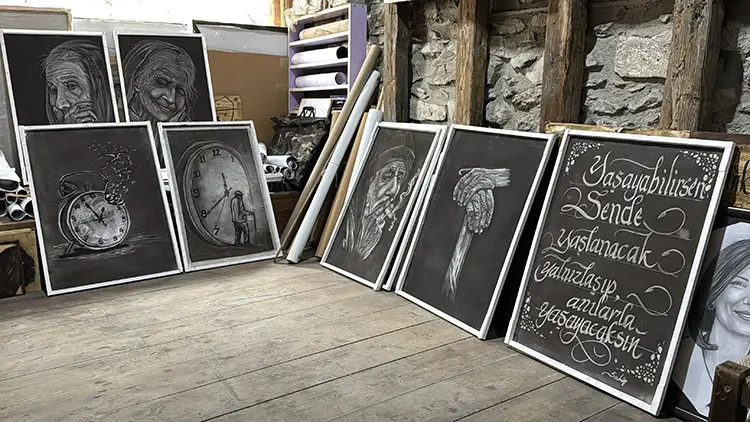 Resim Sanatına Yeni Yorum Boya Değil, Silgiyle Eserler Yapıyor (5)