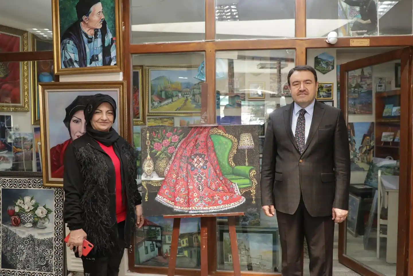 Vali Musa Işın, Kütahya Kent Konseyi Kültür Ve Sanat Merkezi’ni Ziyaret Etti (2)