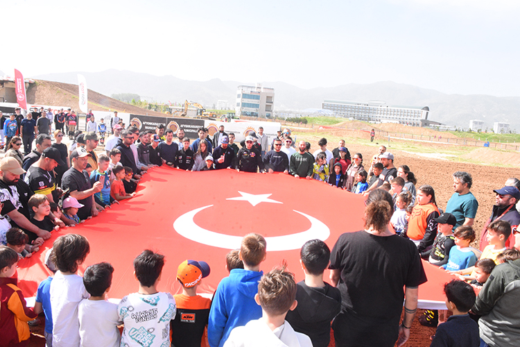 Avrupa Gençler Ve Bmu Motokros Şampiyonaları Afyonkarahisar’da (2)