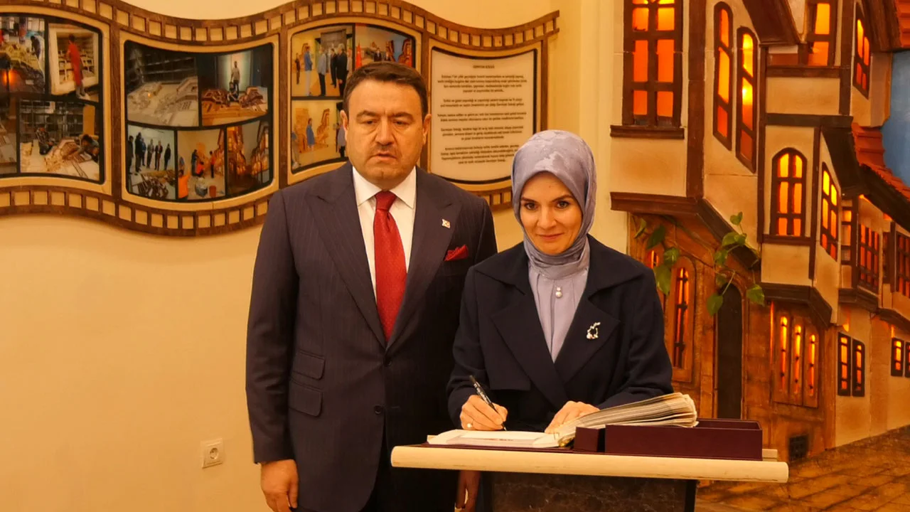 Bakan Göktaş, Kütahya Valisi Işın Ile Bir Araya Geldi 6