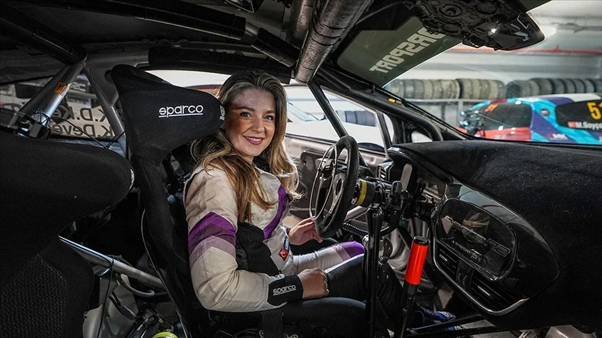 Bedensel Engeline Rağmen Ralli Şampiyonluğuna Koşuyor (1)