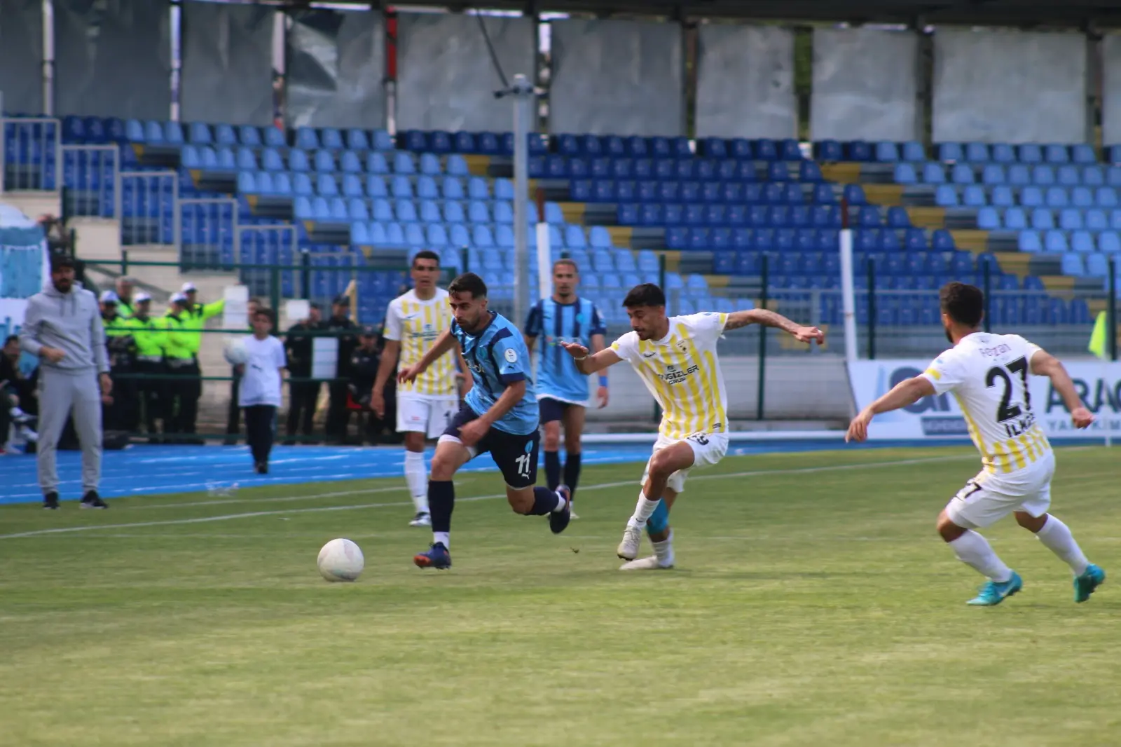Belediye Kütahyaspor, Evinde Ilk Yarıyı Geride Tamamladı-1