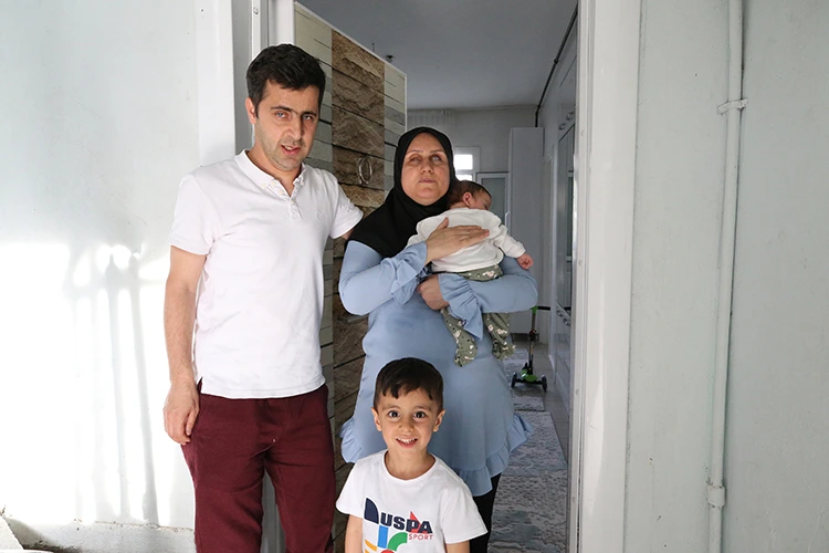 Çocuklarıyla Zorlukları Aşan Görme Engelli Çift1