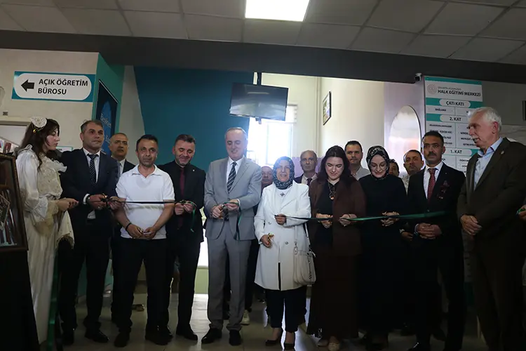 Hayat Boyu Öğrenme Haftasında Göz Dolduran Sergi (3)