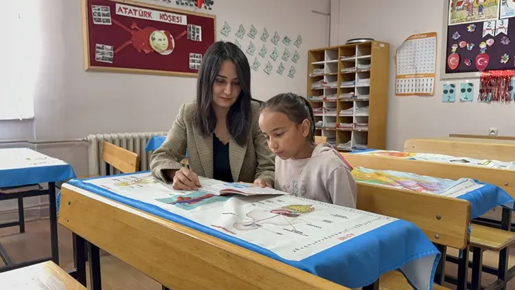 İlk Yardım Bilen Öğretmen Hayat Kurtardı