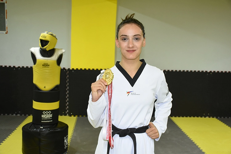 İşitme Engelli Tekvandocu Türkiye’yi Temsil Edecek (1)