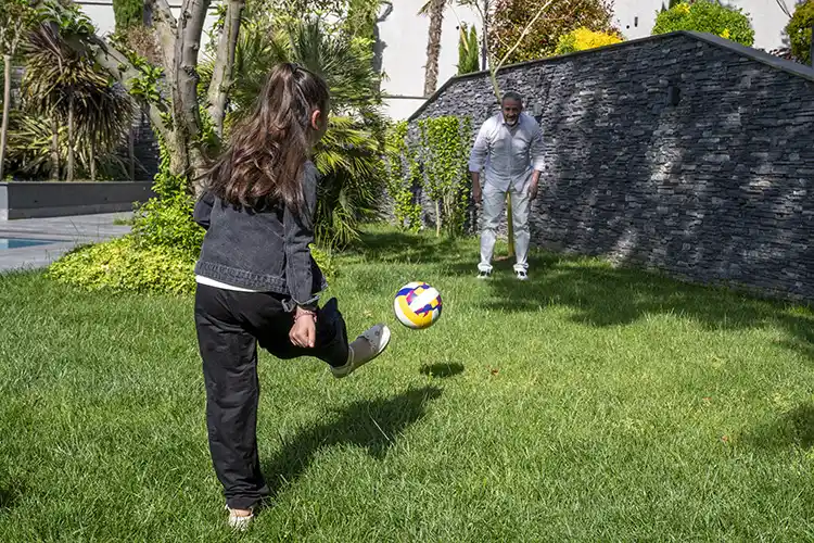 Koruyucu Aile Olma Yolculuğunda Maya Ile Hayatını Değiştirdi (2)