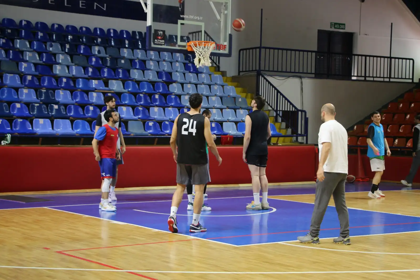 Kütahya Belediyespor Basketbol Takımında Hedef 2. Lig 2