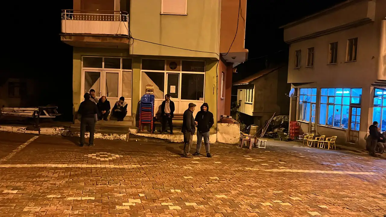 Kütahya Simav'da Korkulu Bekleyiş Sürüyor6