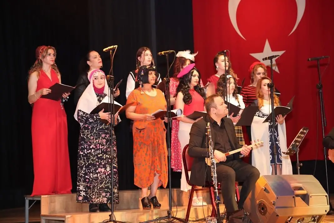 Kütahya Türkülerinin Babası Hisarlı Ahmet Anıldı