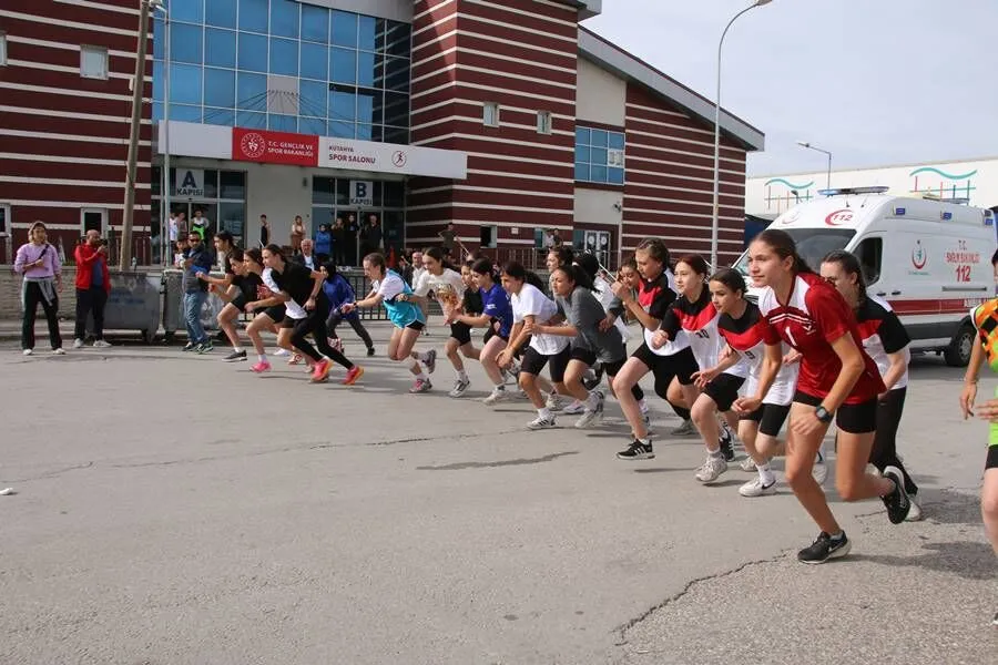 Kütahya’da 19 Mayıs Gençlik Koşusuna Davet 3