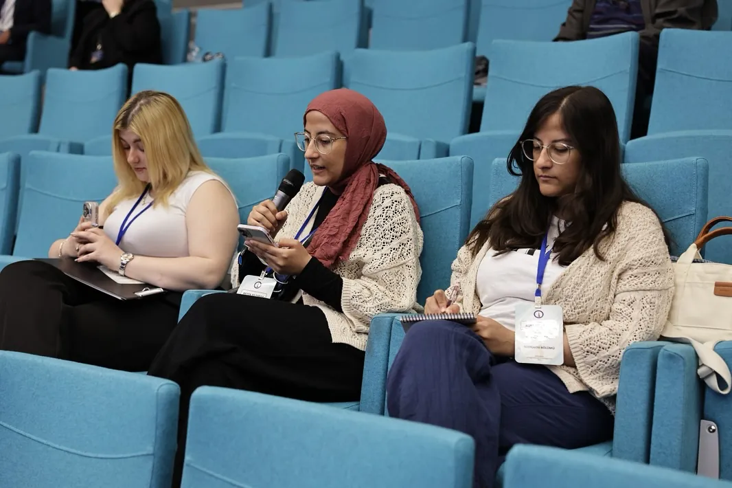 Kütahya’da Cuma Toplantıları Sürüyor 