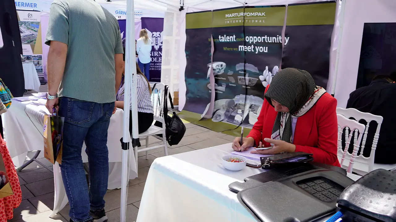 Kütahya’da Istihdam Ve Kariyer Fuarı Başladı7