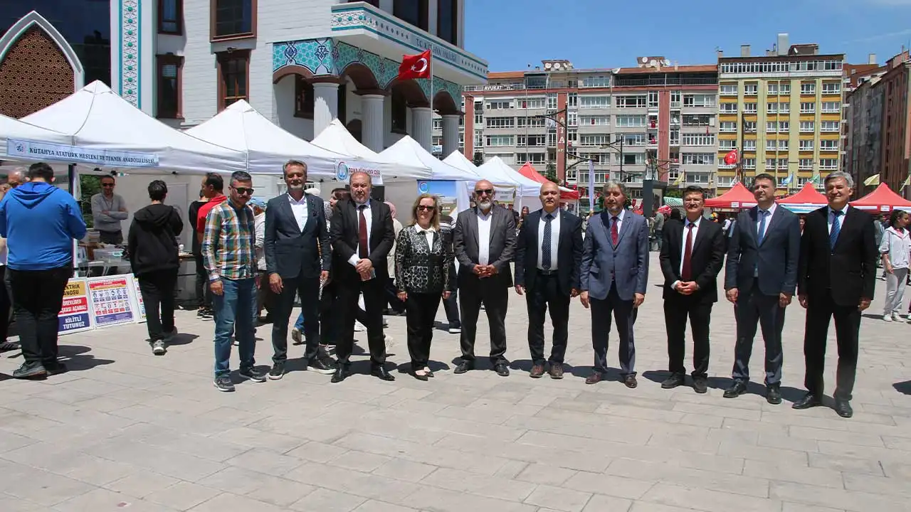 Kütahya’da Meslek Liselerinden Bizi Tercih Edin Çağrısı3