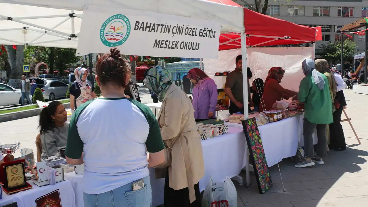 Kütahya’da Meslek Liselerinden Bizi Tercih Edin Çağrısı5