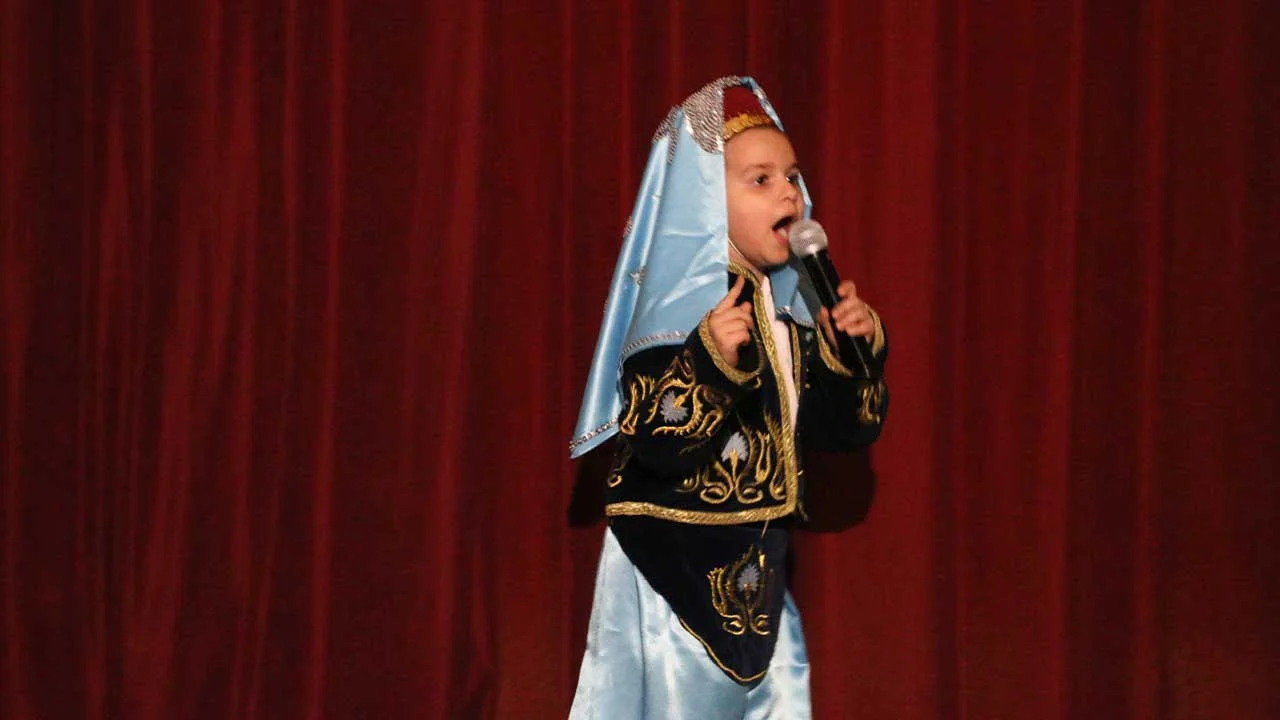 Kütahya’da Minikler Tiyatro Sahnesinde4