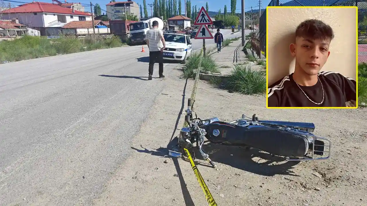 Kütahya'da Motosiklet Kazası, Genç Ağır Yaralı1