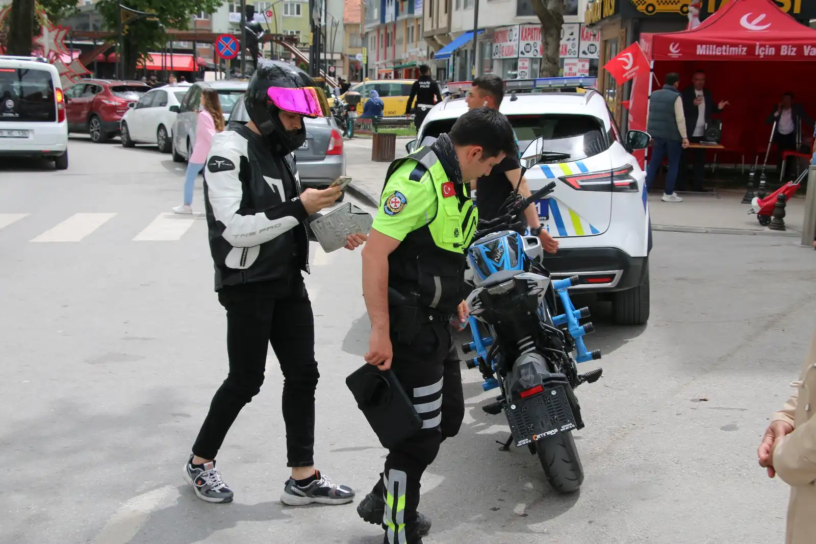 Kütahya’da Motosiklet Sürücülerine Sıkı Denetim1