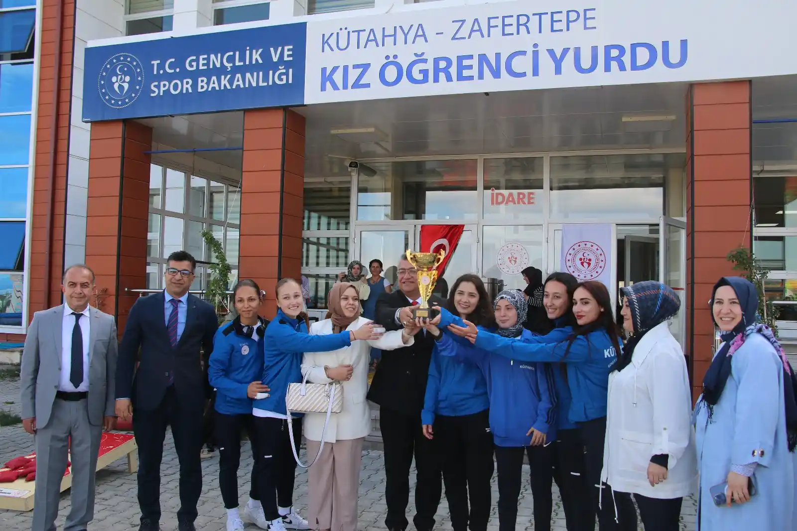 Kütahya’da Üniversite Öğrencileri Şenlikte Eğlendi