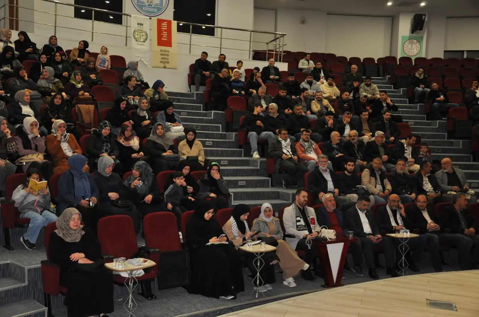 Kütahyalı Doktor, Gazze’de Geçirdiği Iki Ayı Anlattı 3