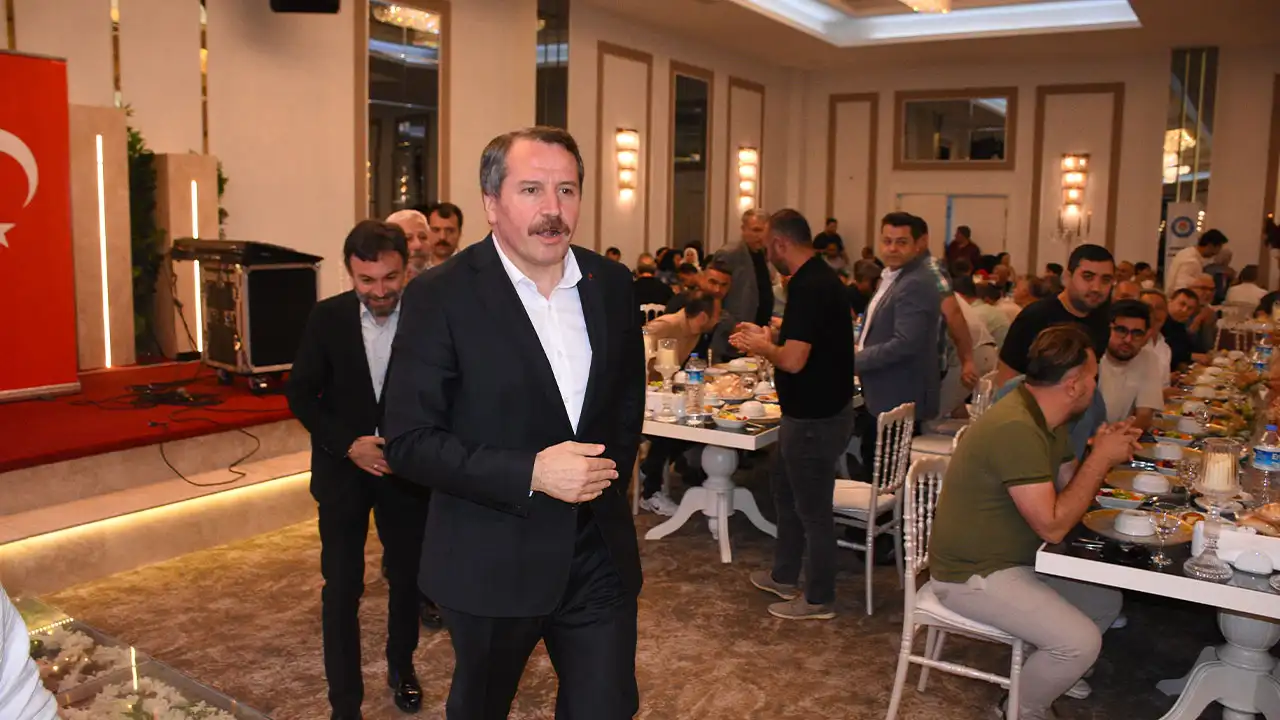 Memur Sen Genel Başkanı Afyonkarahisar'da Konuştu