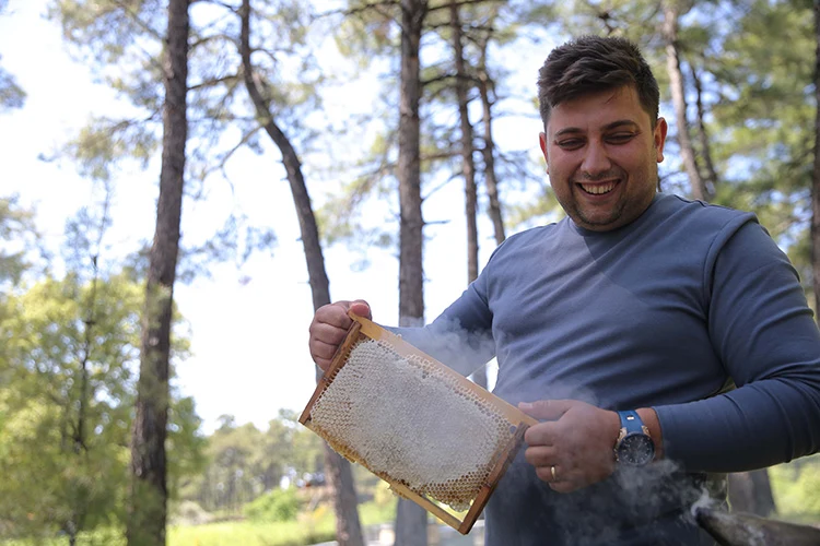 Muğla’da Genç Çiftçi Arıcılıkta Aracısız Satış Hedefliyor (3)