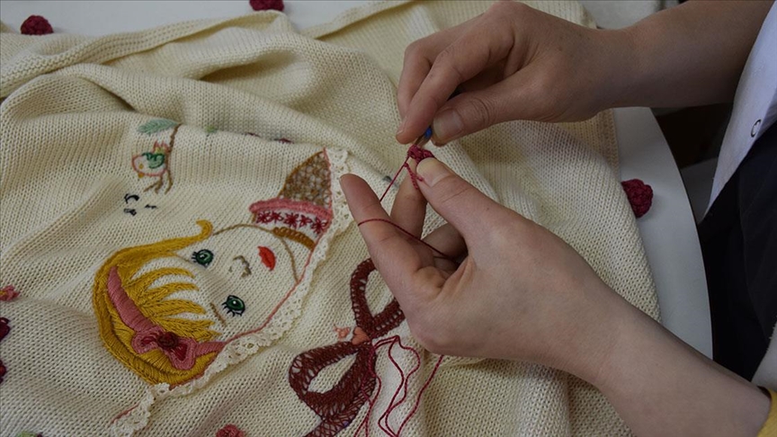 Thumbs B C B7Ff3A1B63B3872C900F6F08F6D791A8