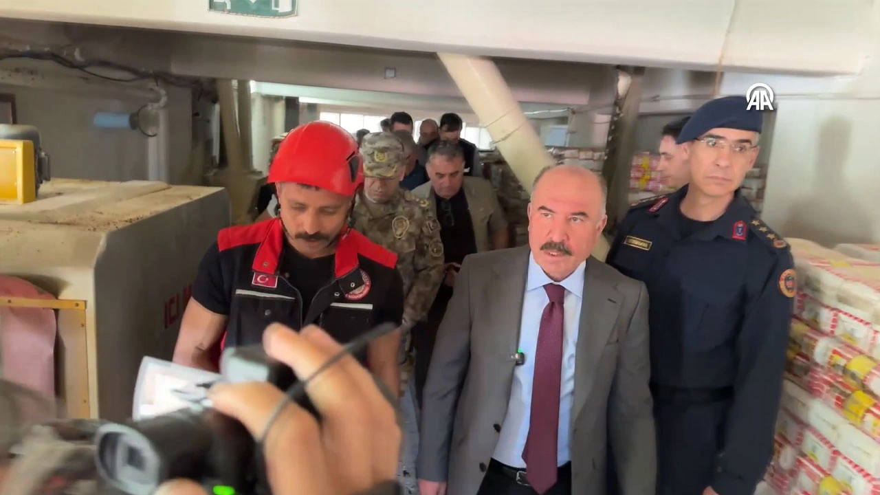 Un Fabrikasında Patlama9 Yaralı