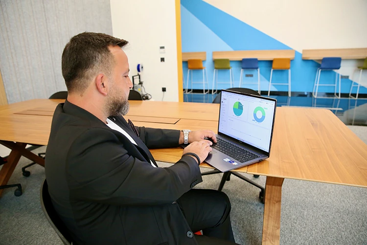 Yapay Zeka Teknolojisiyle Iş Süreçleri Hızlandırılıyor1