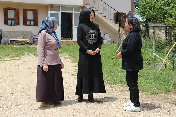 54 Köyün Ilk Kadın Muhtarı, Ilçede Kadınlara Örnek Oluyor2