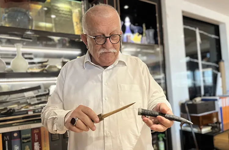 Dolma Kalemle Başlayıp 56 Yıla Ulaşan Eşsiz Koleksiyon (5)