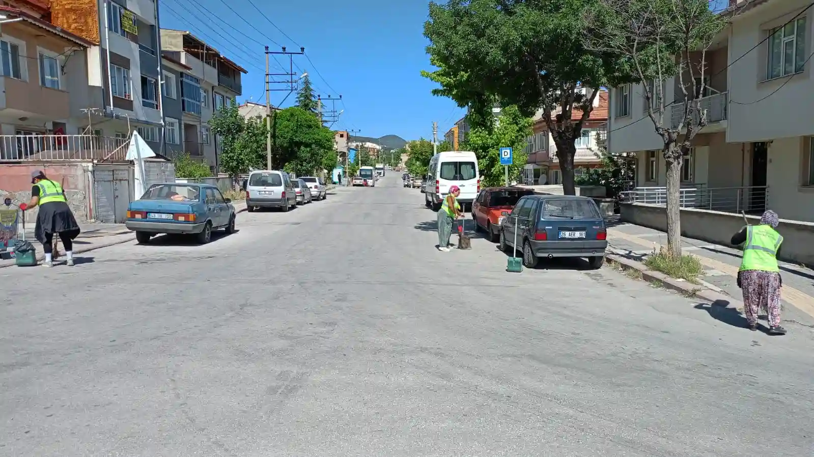 Evliya Çelebi Mahallesi’nde Kapsamlı Mıntıka Temizliği Yapıldı (2)