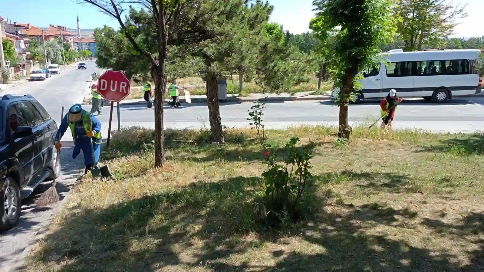 Evliya Çelebi Mahallesi’nde Kapsamlı Mıntıka Temizliği Yapıldı (3)