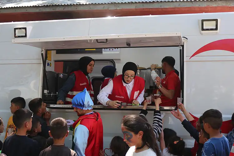 Kızılay’dan Köy Çocuklarına Saç Bakımı (5)