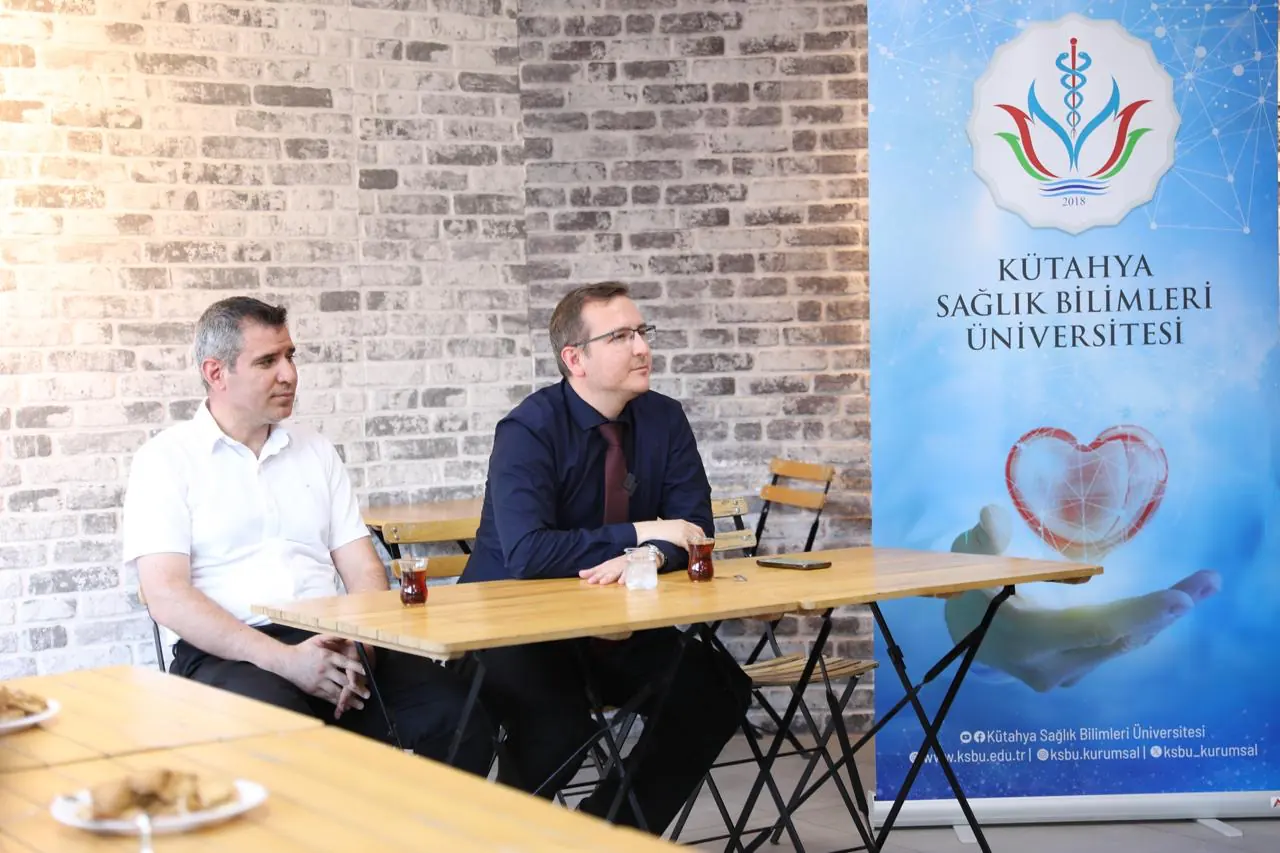 Ksbü, “Bilim Kafe”De Kanser Ve Tedavileri Konuşuldu 2